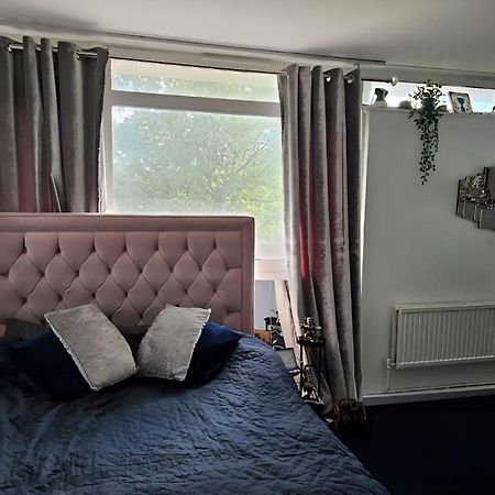 Double Private Room With Shared Bathroom Facilities Londen Buitenkant foto